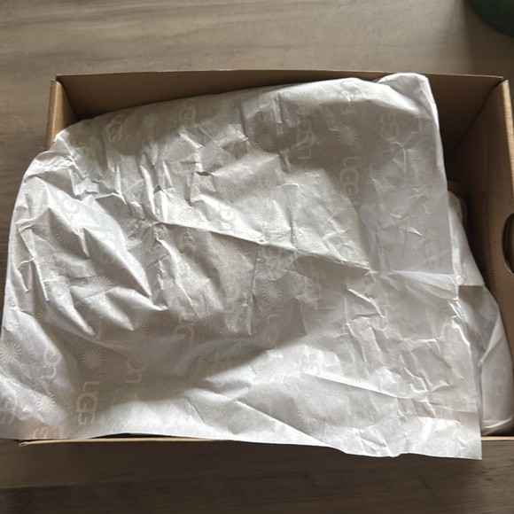 UGG Classic II Tall Boots Chestnut Toddler size 8 - Picture 9 of 10